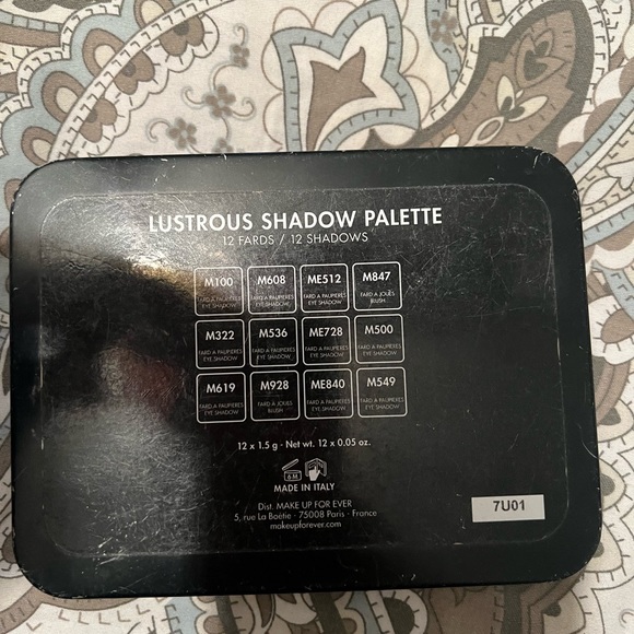 Make up forever lustrous eye shadow palette - Picture 3 of 3